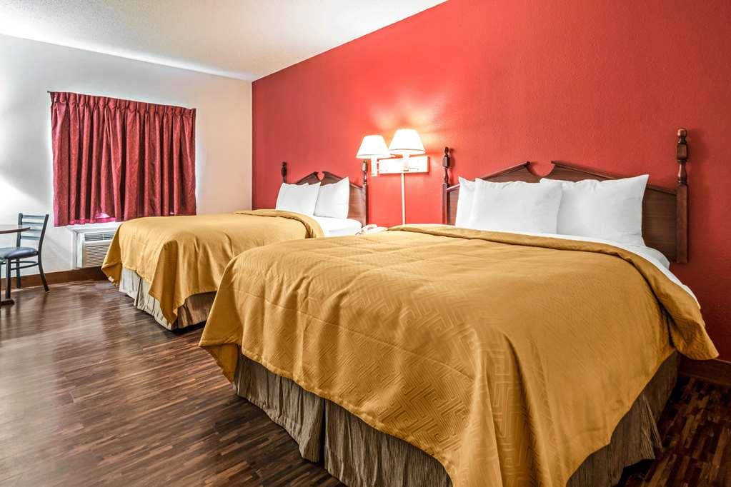 Quality Inn Redgranite Room photo